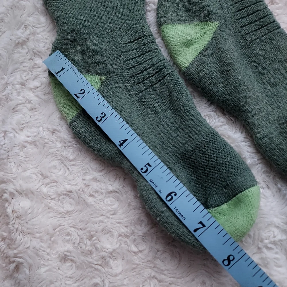 Volcom Heavyweight Green striped Winter Snow Cold Weather Socks Ski